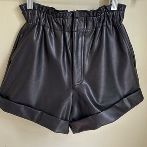 Abercrombie & Fitch black paper bag shorts in vegan leather. XS high waist